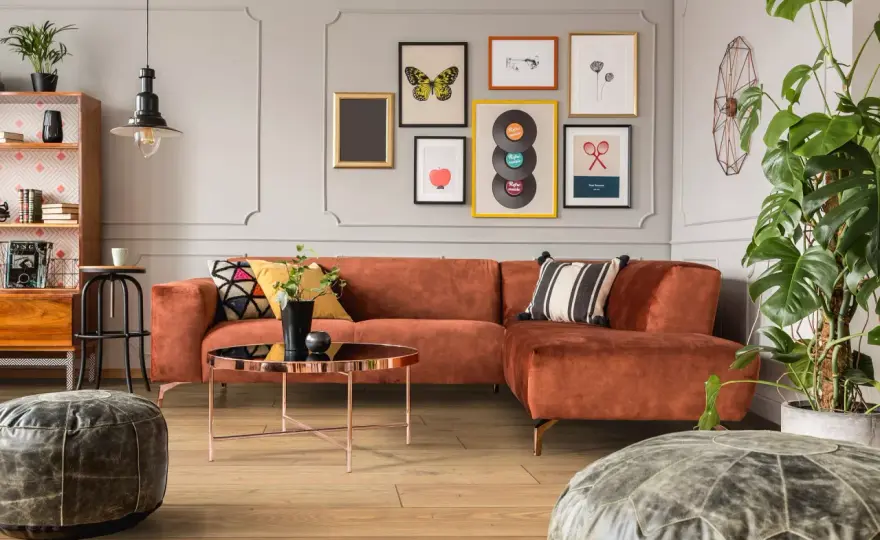 Mid century modern w mieszkaniu - jak urządzić wnętrze?